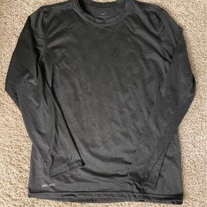 Men’s long sleeve nike shirt